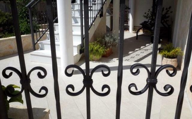 Charming Seaside Apartment Primošten المظهر الخارجي الصورة