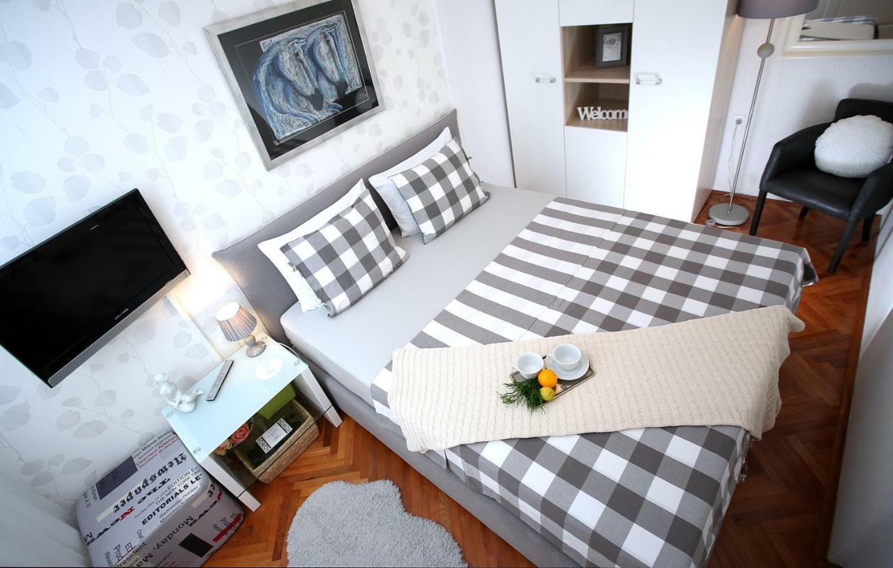 Charming Seaside Apartment Primošten المظهر الخارجي الصورة